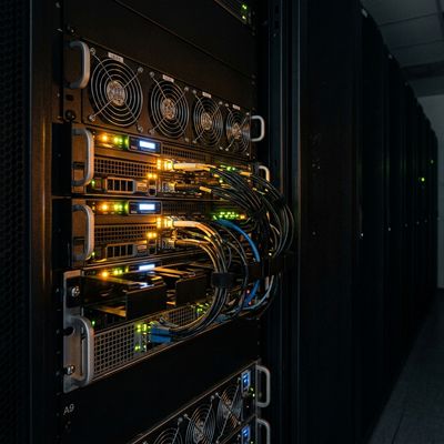 Data architecture assessment across cloud, on-premise, and air-gapped environments